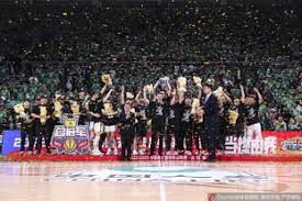 利物浦取胜后，斯洛特领悟三大用人关键，萨拉赫非铁打主力已成现实