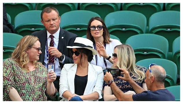 提供了一个 提供了一个